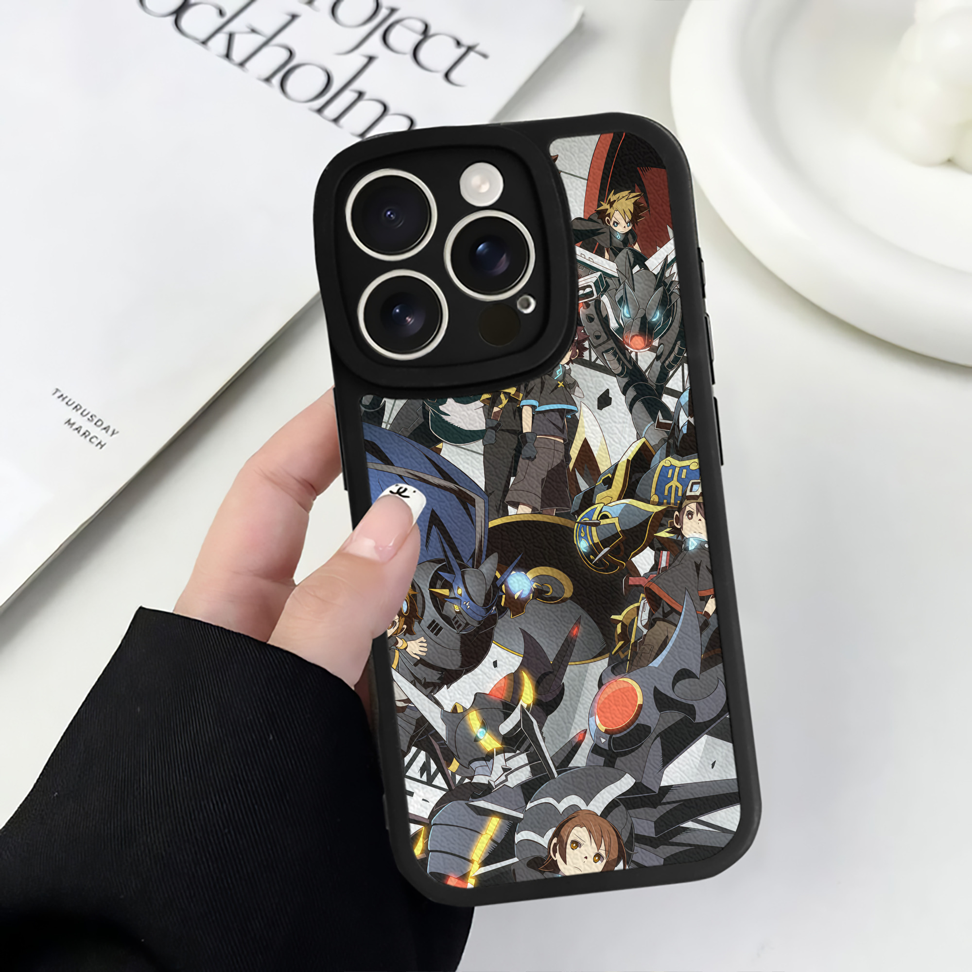 （画像用） Digimon デジタルモンスター/デジモン 【iPhone 16シリーズ対応】シリコンスマホケース（レザー調） 材質：シリコン